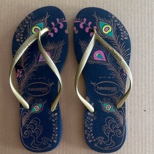 Havaianas Gold Strap Peacock Flip Flops
